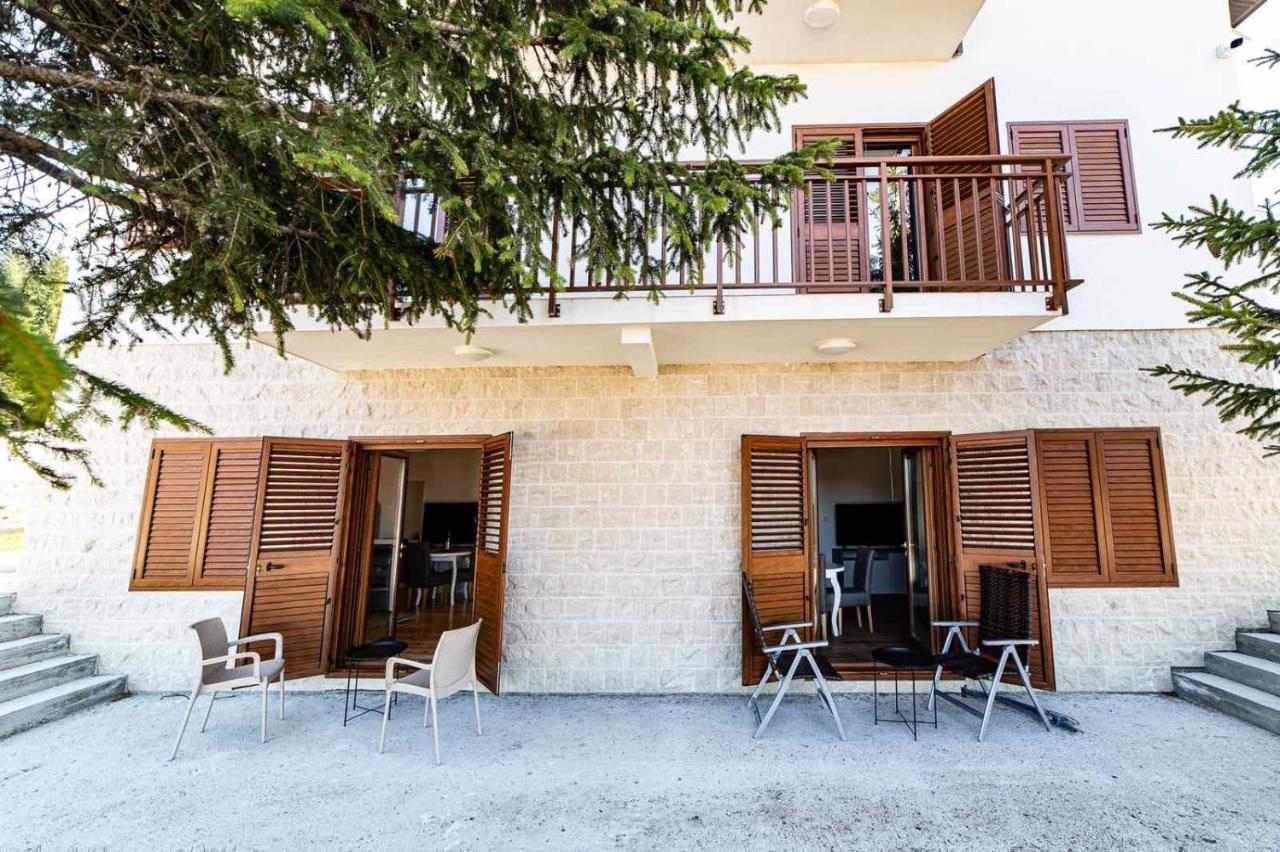Turisticki Apartmani “Kraljeva Stolica” Žabljak Εξωτερικό φωτογραφία