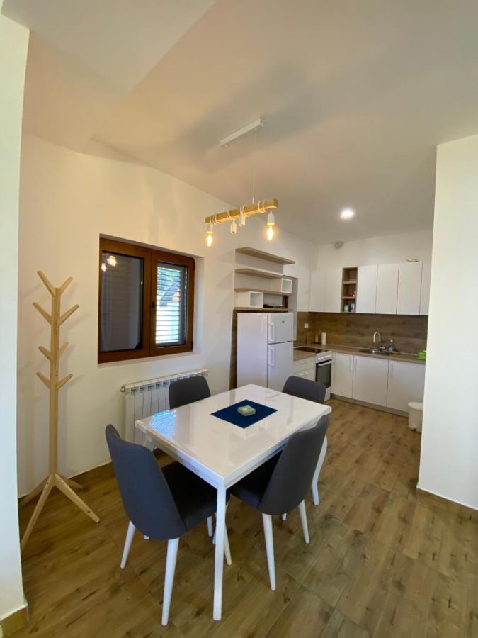 Turisticki Apartmani “Kraljeva Stolica” Žabljak Εξωτερικό φωτογραφία